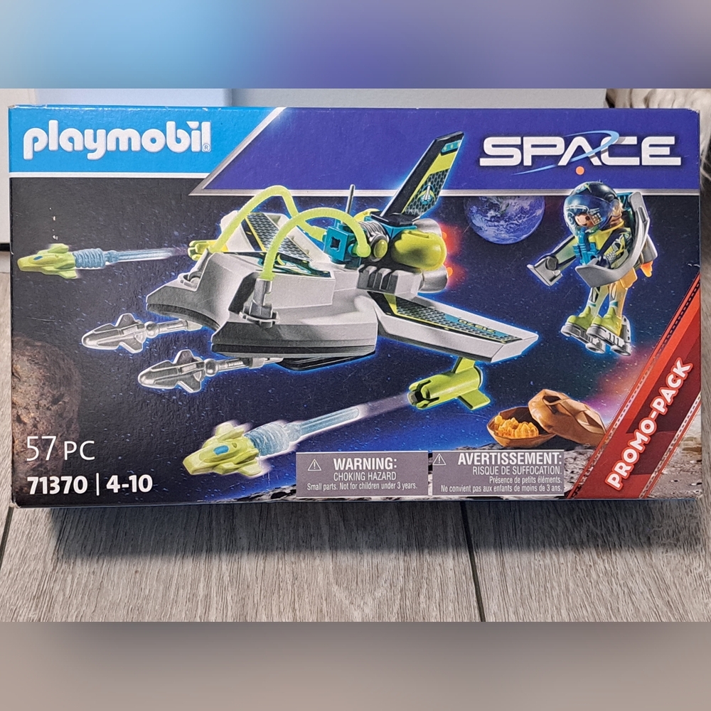 Brand New Playmobil Space 71370; Space Drone Mission